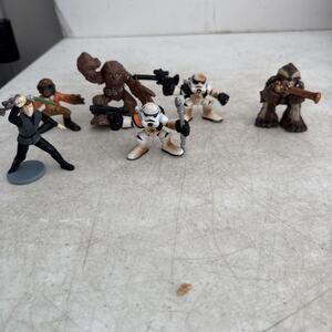 2006 Star Wars Action Figure Lot Of 6 PVC Storm Trooper Chewbacca & More
